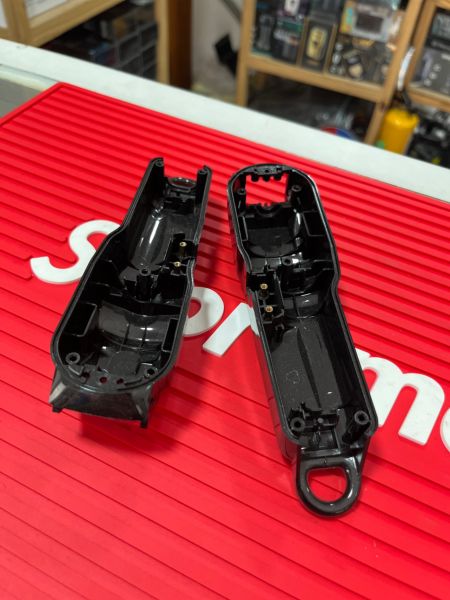 Planeta del barbero - carcasa maquina inalambrica